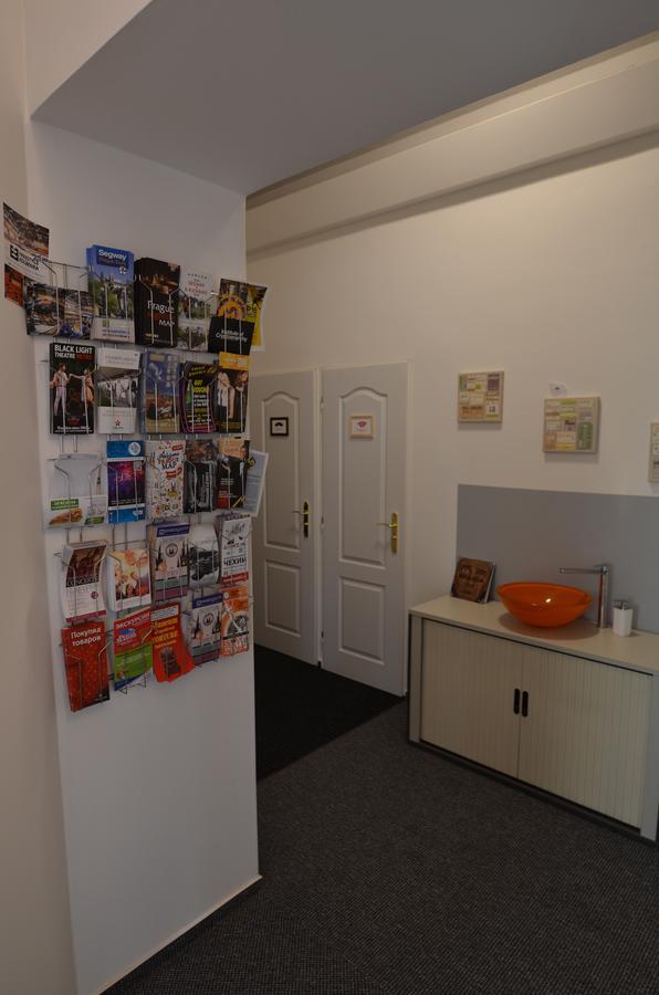 Hostel Prague City Екстер'єр фото